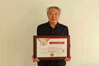 Most Photos Taken With National Highway Start and End Point Milestones